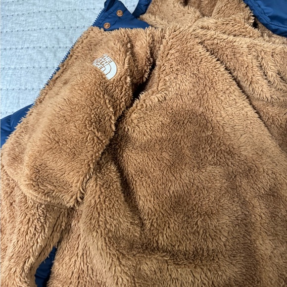 The North Face Navy Quilted Jacket - Picture 2 of 4